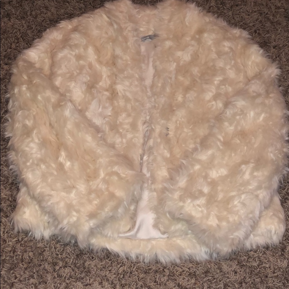 BNWT VINCE faux fur coat